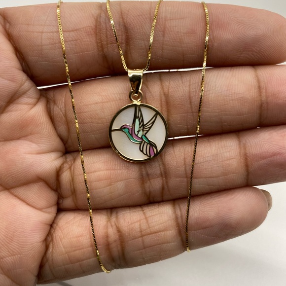 10K Gold Mother Pearl Hummingbird Box Necklace - Picture 9 of 11